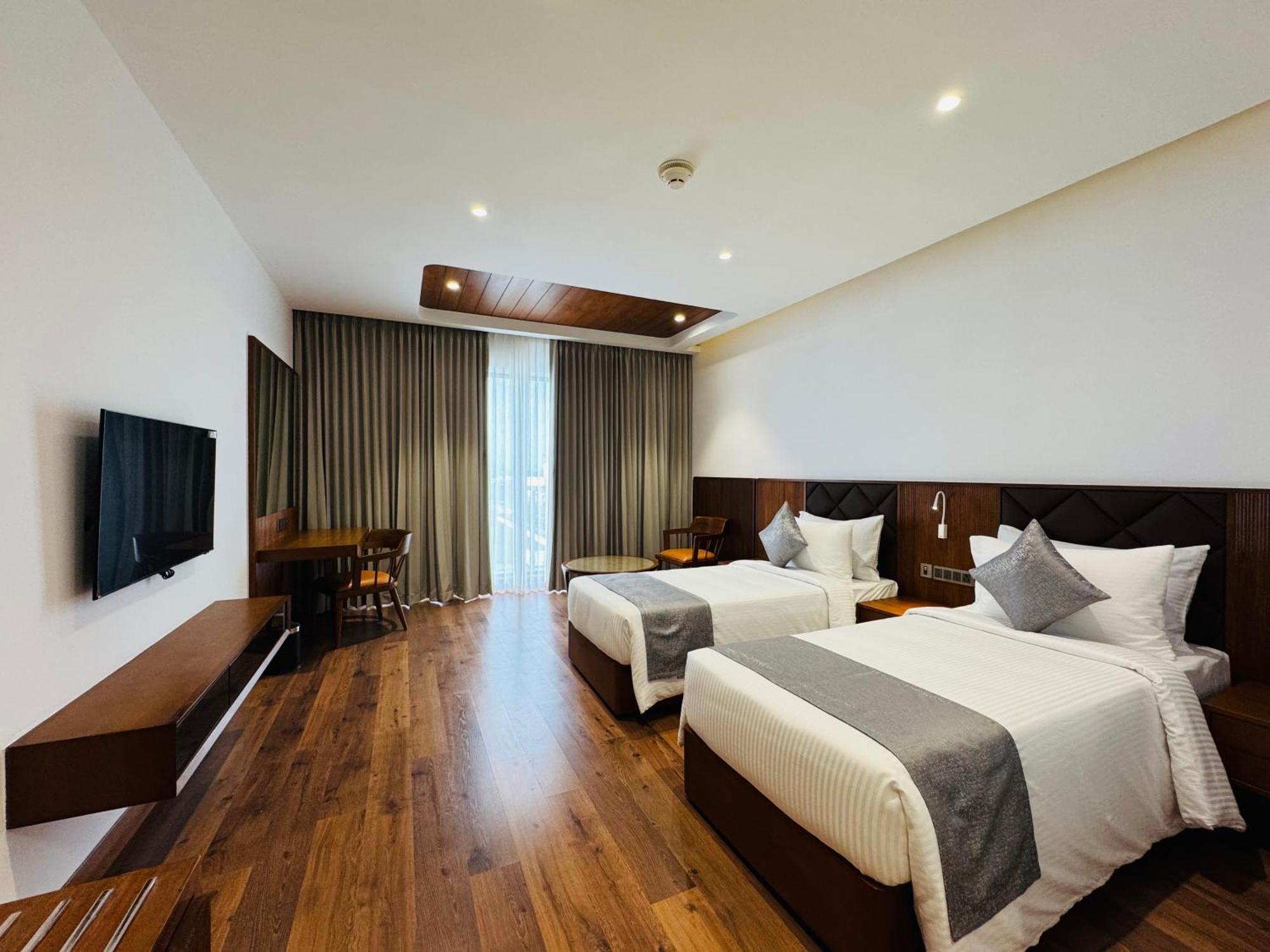فندق Gokulam Grand كاليكوت المظهر الخارجي الصورة